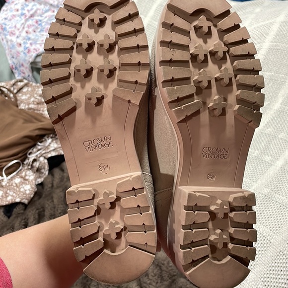 Crown vintage women’s booties - Picture 8 of 8